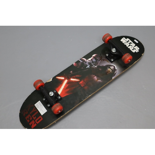 652 - Starwars The Force Awakens Skateboard