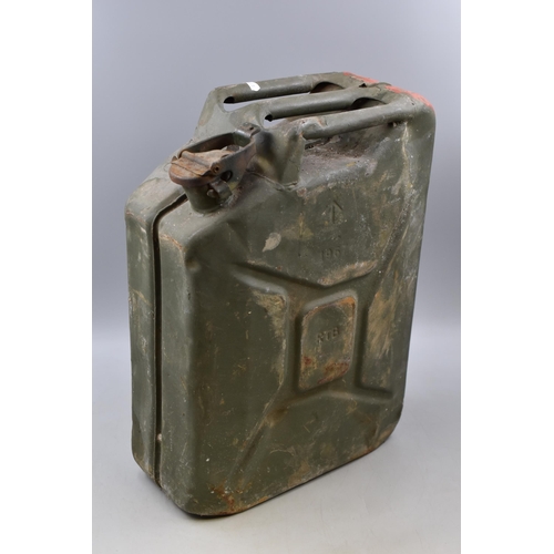 624 - Vintage Army Steel Jerry Can Dated 1967