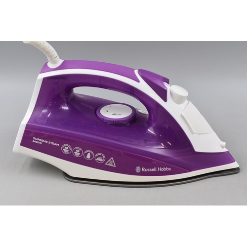 685 - Russell Hobbs Supreme 2400w Steam Iron in Box