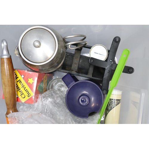 740 - Mixed Selection of Kitchenware including Le Creuset Pan, Flan Dishes, Meat Probe and More