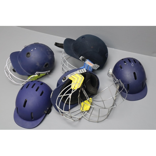 610 - Selection of 7 Cricket Helmets in Kronus 400 Gray-Nicolls Cricket Bag. AF