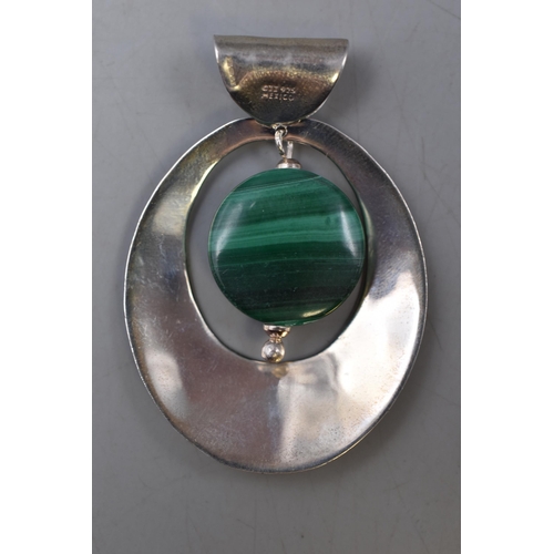 30 - Mexico Silver 925 Pendant with Green Stone (Approx. 2