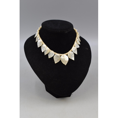 49 - Vintage Mother of Pearl Floral Necklace