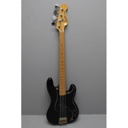 160 - An Encore Coaster Bass Electric Bass Guitar