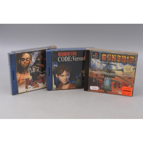 336 - Selection of Early 2000 Games Including Dreamcast Resident Evil Code : Veronica, House of The Dead 2... 