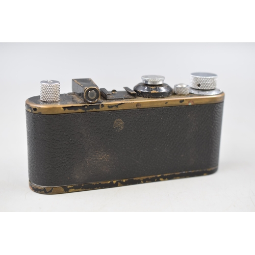 338 - Leitz Elmar f=5cm 1:3,5 USSR Camera (No 32310) Complete with Original Leica Case