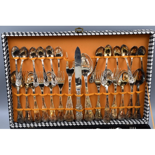 378 - A King's Design Super Inox Canteen of Cutlery, In Presentation Case. Case AF