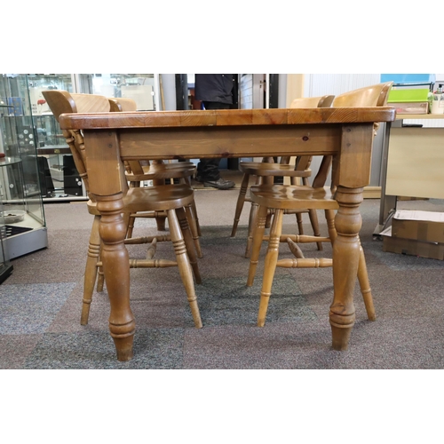 548 - Country Kitchen Solid Pine Dining Table with 4 Chairs (Removeable Legs) 71