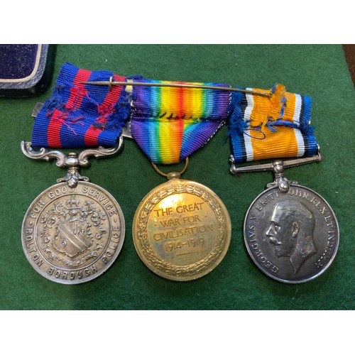 159 - Selection to include Set of First World War Medals for Gnr. Arthur Hayes, with Great War Medals and ... 