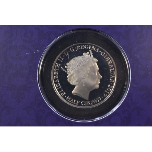 152 - Elizabeth II Platinum Wedding Anniversary Case containing the 1940s Wedding Half Crown