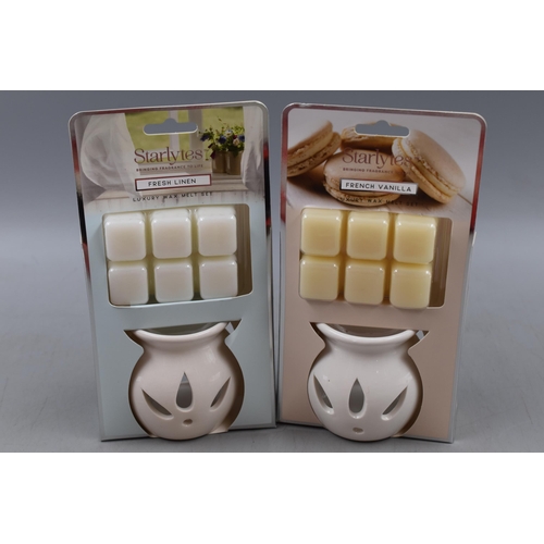 600 - A Selection of Eight Wax Melt Sets. Includes Starlytes Fresh Linen And Vanilla.