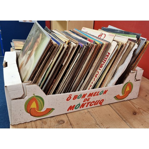 695 - Job Lot of Over 100 Vinyl LP's From House Clearance. Pre-owned Unchecked . Includes Chart Hits Compi... 