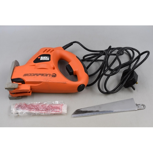 596 - Black & Decker 400w Scorpion Saw (Powers On When Tested)