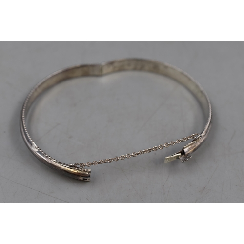 17 - Silver 925 Bangle Complete with Safety Chain