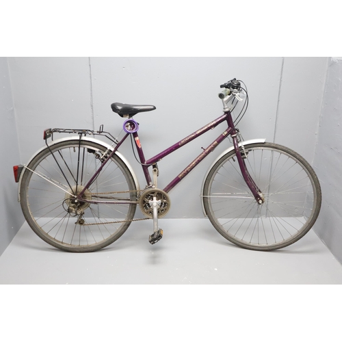 534 - A John Smith Rivington Pike Eighteen Speed Shimano Gear Road Bike. Not In Perfect Condition, But Loo... 