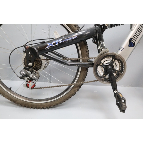 539 - A Shockwave XT975 21 Speed Mountain Bike