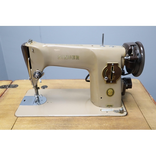 554 - Vintage Singer EMO12064 Sewing Machine Table Approx 23