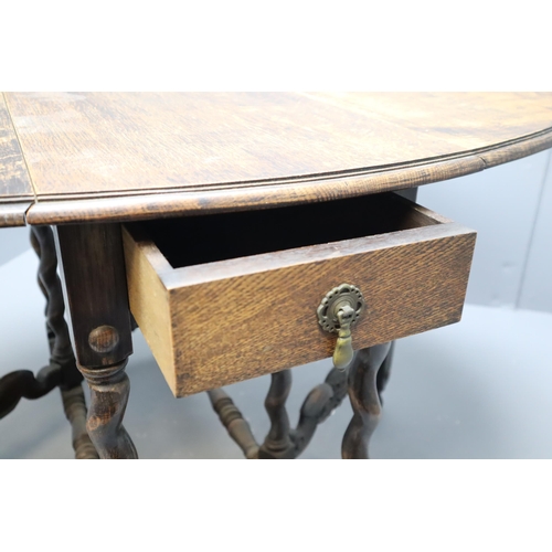 558 - Antique Oak Gateleg Drop Leaf Table with Hand Craved Decoration (42