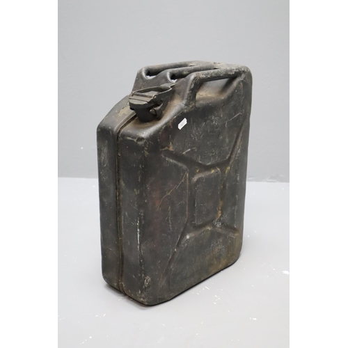 612 - Military 1943 Jerry Can (19