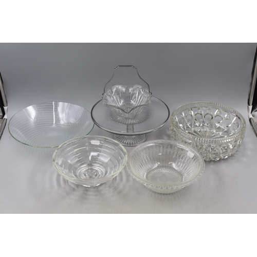 178 - Selection of Fine Quality Glassware including Cake Stand, Fruit Bowls and More