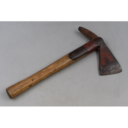 261 - British Rail 1966 Firemans Axe