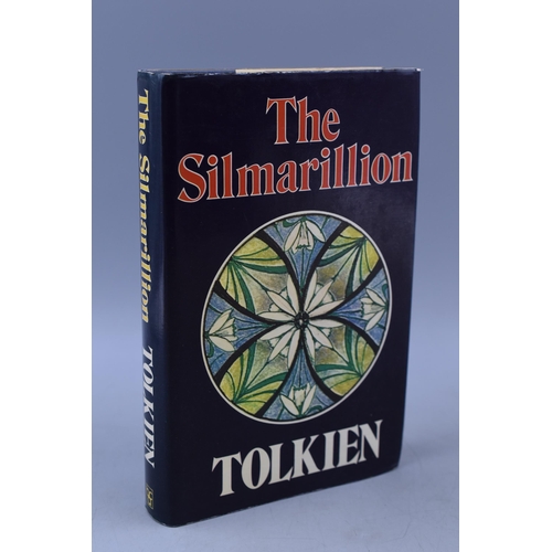 465 - A Hardback 1977 Edition of JRR Tolkein's 'The Silmarillion', Edited By Christopher Tolkein. Publishe... 