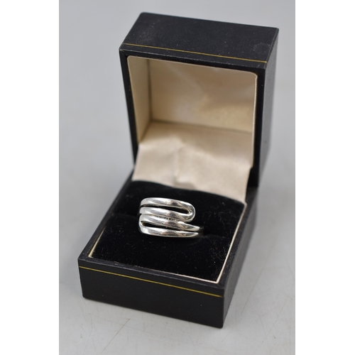 21 - Silver 925 Double Twist Ring Complete with Presentation Box. (Size R)