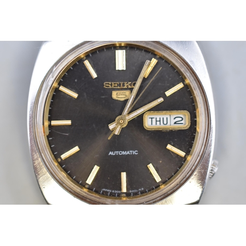 84 - Seiko 5 Automatic Day / Date Gents Watch (Working)