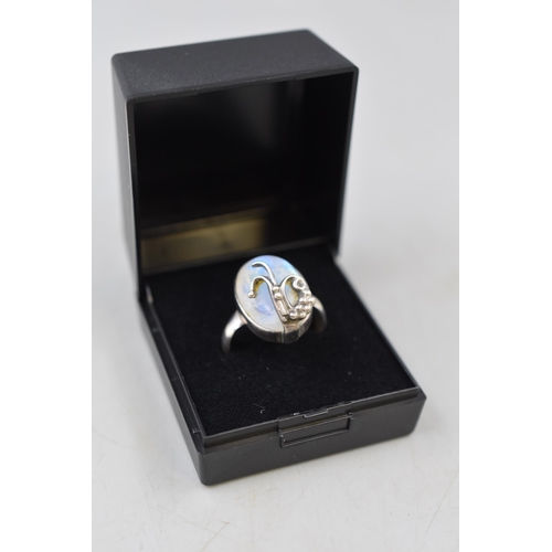 5 - Silver 925 Moonstone Ring Complete with Presentation Box