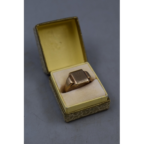 9 - Hallmarked Birmingham 375 (9ct) Gold Gents Signet Ring Complete with Presentation Box (Size W)