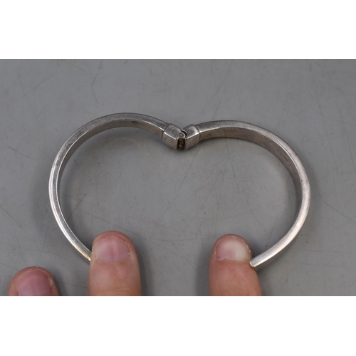 10 - Silver 925 Spring Release Bangle