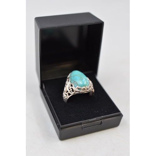 11 - Silver 925 Turquoise Stoned Ring Complete with Presentation Box