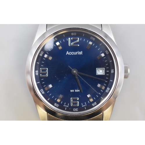 57 - Accurist Quartz Gents Date Watch in Box (Working)