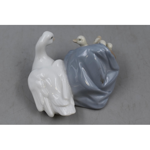 262 - Lladro Mother Goose and Young Small Ornament (Approx. 4”)