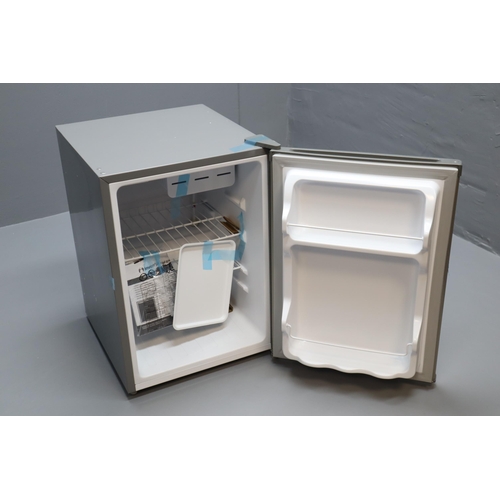 622 - An Inventor Mini Fridge, 65 Litre, Quiet Running and Compact in Size. Still With Warranty