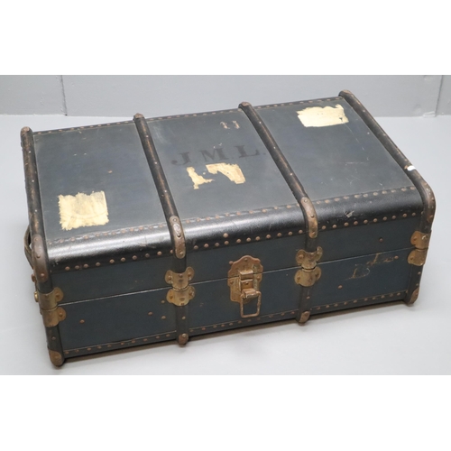 634 - Vintage 1930s Wood Banded Travel Trunk with internal Tray and Original Coat Hangers (33