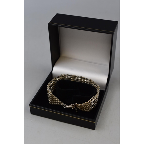 14 - Hallmarked Silver Gate Link Bracelet with Heart Padlock. Complete with Presentation Box