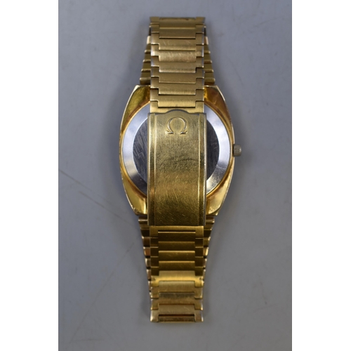 34 - Vintage Omega Seamaster Gold Plated Automatic Day/Date Watch. Seamaster Logo at back. Ticking at tim... 