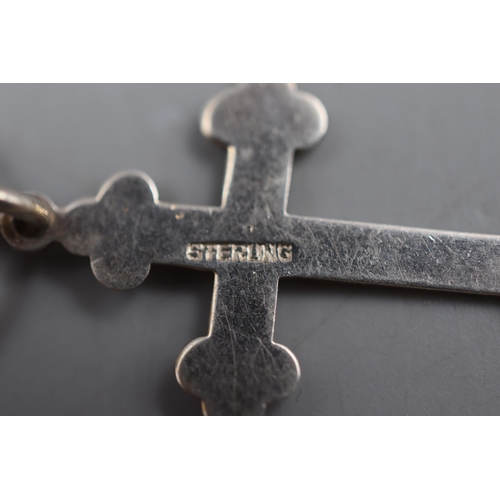 41 - Sterling Silver Cross Pendant Necklace Complete with Presentation Box