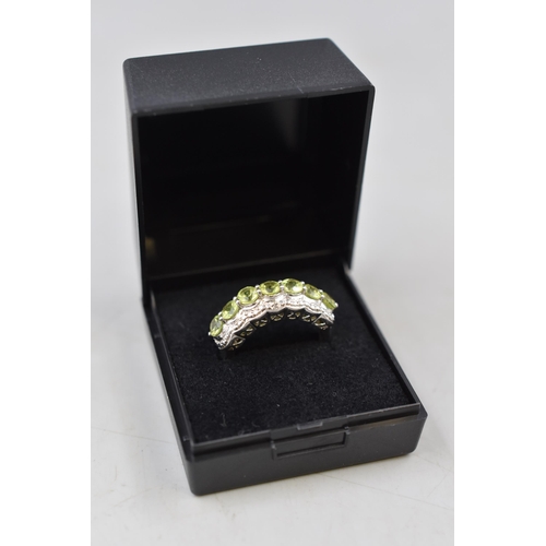 67 - Silver 925 Green Stoned Ring (Size O) Complete with Presentation Box