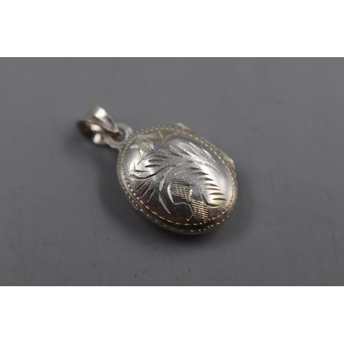 69 - Silver 925 Small Etched Locket Pendant (Approx. 1.5cm)