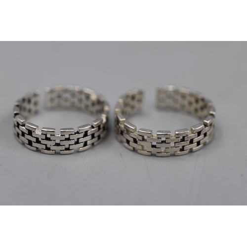 86 - Two Silver 925 Chain Band Rings (Sizes R-S)