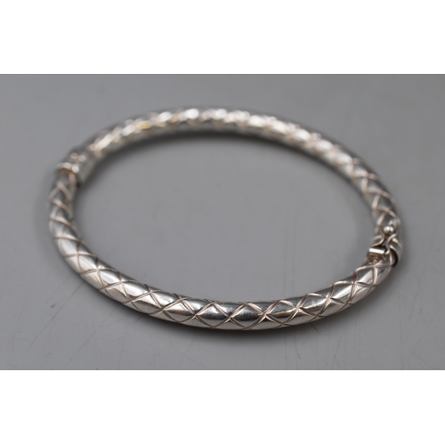 95 - Silver 925 Bangle with Rhombus Pattern