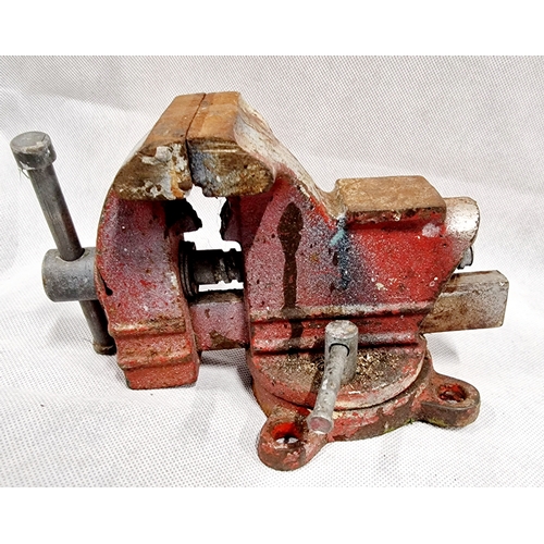 728 - Vintage Swivel Bench Vice