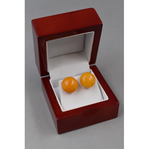 11 - Pair of 9ct Gold Butterscotch Amber Earrings in Presentation Box