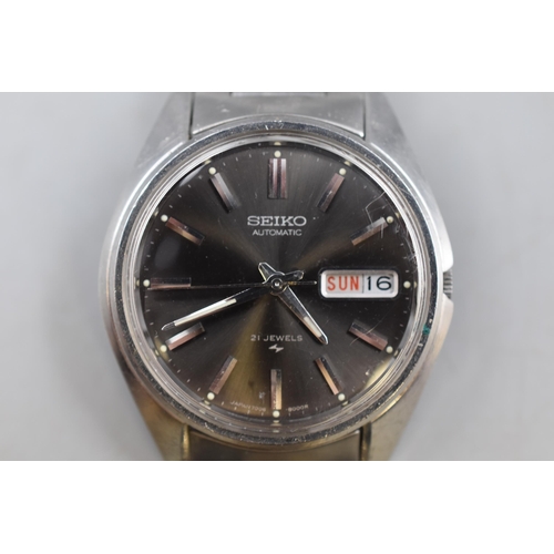 61 - A Seiko 21 Jewels Automatic Gents Watch, Working