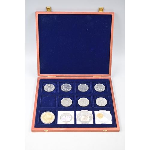 111 - Selection of Mixed Elizabeth II Crowns, Commemorative British Banknote Coins with Certificates compl... 