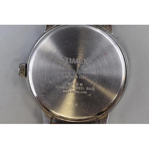 72 - Timex Indiglo Gents Watch Complete with Leather Strap