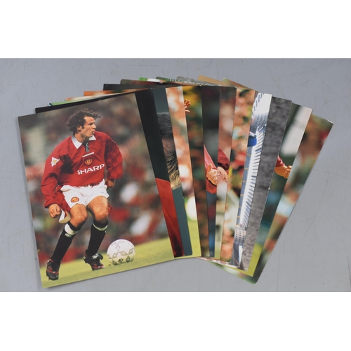 366 - Official Manchester United Photo Album, 1990's Era