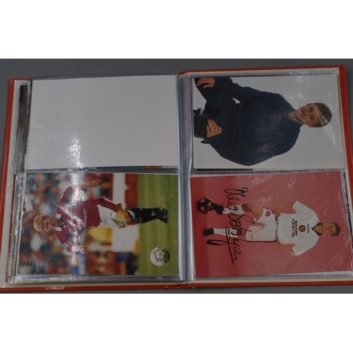 366 - Official Manchester United Photo Album, 1990's Era